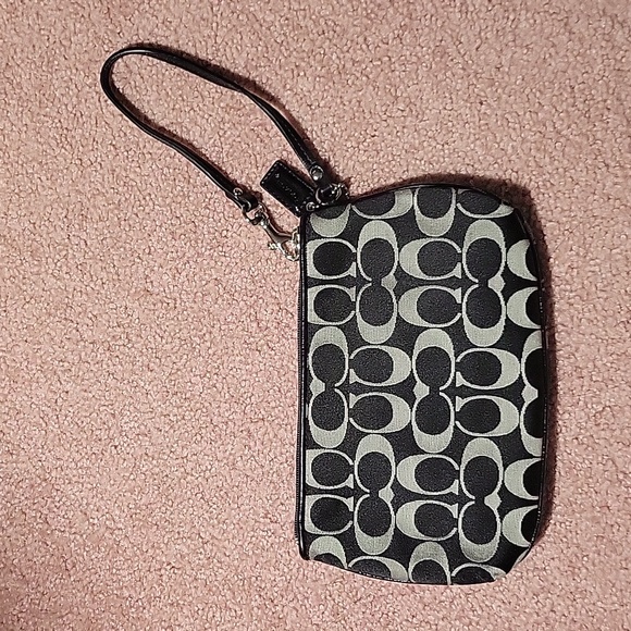 COACH Wristlet - Picture 3 of 6